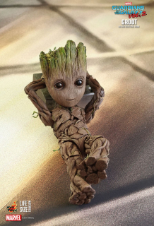 Mały Groot - figurka Hot Toys ze Strażników Galaktyki 2