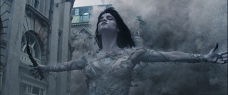 Mumia - Sofia Boutella w filmie