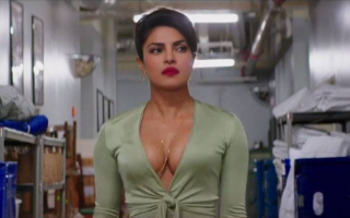 Priyanka Chopra - Baywatch. Słoneczny patrol