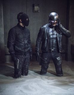 Arrow: sezon 5, odcinek 21 - zdjęcie