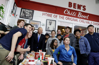 House of Cards - 5. sezon - dzień z życia prezydenta Underwooda