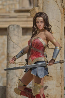 Kilory jako Wonder Woman - cosplay