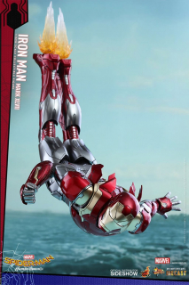 Iron Man - figurka kolekcjonerska od Hot Toys