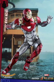 Iron Man - figurka kolekcjonerska od Hot Toys