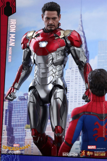 Iron Man - figurka kolekcjonerska od Hot Toys