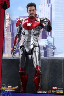 Iron Man - figurka kolekcjonerska od Hot Toys