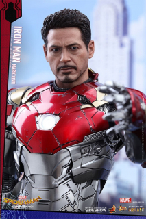 Iron Man - figurka kolekcjonerska od Hot Toys