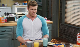 Derek Theler - Baby Daddy