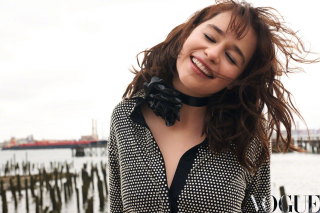 Emilia Clarke - sesja dla Vogue