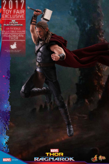 Thor: Ragnarok - figurka Thora od Hot Toys