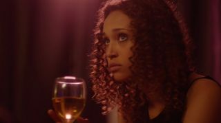 Ella Rae-Smith - zdjęcie