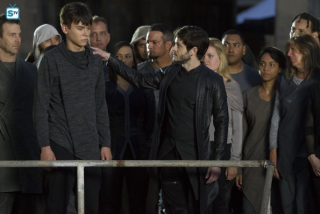 Marvels Inhumans sezon 1 odcinek 1 - zdjęcie