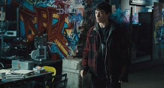 Liga Sprawiedliwości - Ezra Miller jako Barry Allen aka Flash