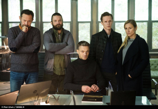 Nielegalni - zdjęcie z serialu