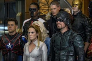 Legends of Tomorrow - Crisis on Earth-X, Part 4