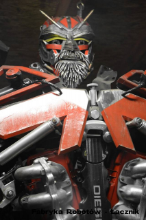 Sebastian Kucharski - popkulturowe rzeźby ze złomu