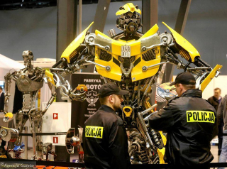 Sebastian Kucharski - popkulturowe rzeźby ze złomu