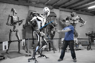 Sebastian Kucharski - popkulturowe rzeźby ze złomu