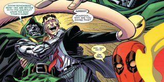 Wymusza śmiech - w jednym z komiksów Deadpool wykradł Rękawicę, by użyć jej do rozbawiania widowni w czasie roastu z udziałem innych herosów Marvela