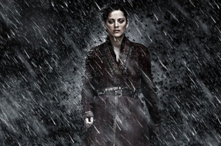 Mroczny Rycerz powstaje - już sam strój Marion Cottilard na plakatach wskazuje, że będzie grać wojowniczkę. Gdy Liam Neeson potwierdził powrót do roli Ra's al Ghula, wszystko okazało się jasne