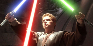 Rey jest reinkarnacją Anakina - to właśnie dlatego niebieski miecz świetlny miałby szukać właśnie jej