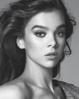 Hailee Steinfeld - sesja Marie Claire