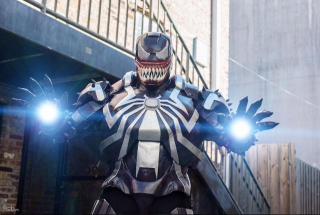 Iron Venom - Robert Abercrombie