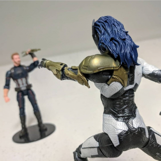 Avengers: Wojna bez granic