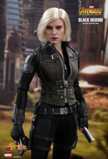 Czarna Wdowa - figurka Hot Toys