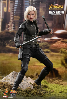 Czarna Wdowa - figurka Hot Toys