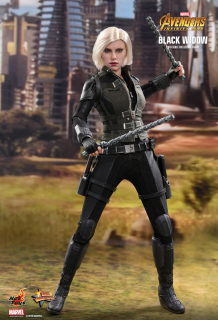Czarna Wdowa - figurka Hot Toys