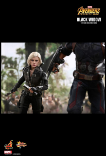 Czarna Wdowa - figurka Hot Toys