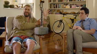 1. Thor i jego współlokator Darryl