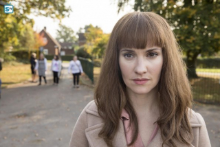 Humans - odcinek 1, sezon 3.