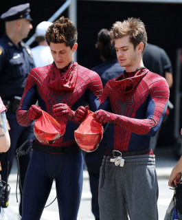 Andrew Garfield i William Spencer