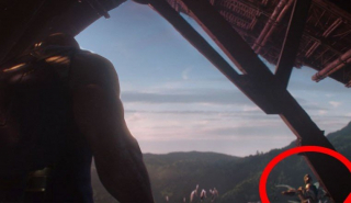 Wojna bez granic z easter eggiem