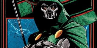 Doktor Doom - jeden z najbardziej znanych złoczyńców Marvela, władca Latverii; nosi naszpikowany nowoczesną technologią kostiu, który zwiększa jego siłę i wytrzymałość; potrafi podróżować w czasie i przenosić swoją świadomość do ciała innej istoty