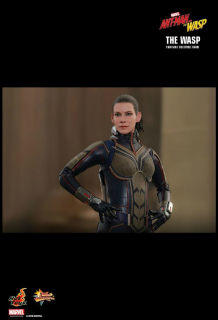 Wasp - zdjęcia figurki kolekcjonerskiej