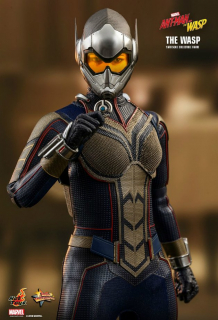 Wasp - zdjęcia figurki kolekcjonerskiej