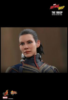 Wasp - zdjęcia figurki kolekcjonerskiej