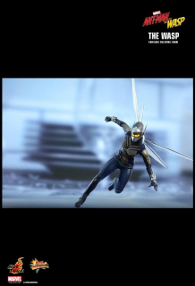 Wasp - zdjęcia figurki kolekcjonerskiej