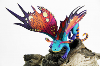 Rzeźby przedstawiające stworzenia z gry World of Warcraft