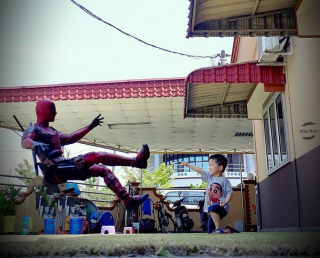 Życie codzienne z superbohaterami - zdjęcie