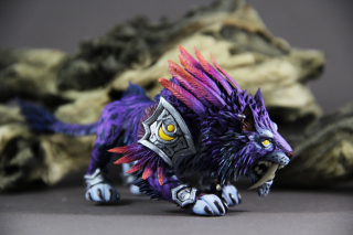 Rzeźby przedstawiające stworzenia z gry World of Warcraft