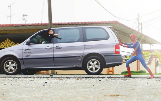 Życie codzienne z superbohaterami - zdjęcie