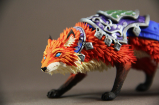 Rzeźby przedstawiające stworzenia z gry World of Warcraft