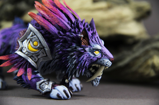 Rzeźby przedstawiające stworzenia z gry World of Warcraft