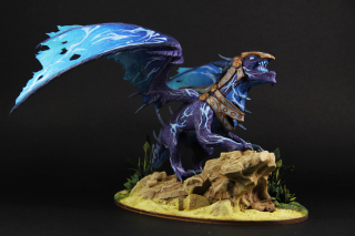 Rzeźby przedstawiające stworzenia z gry World of Warcraft