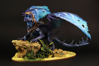 Rzeźby przedstawiające stworzenia z gry World of Warcraft