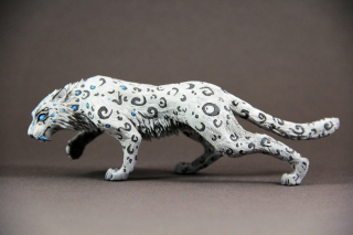 Rzeźby przedstawiające stworzenia z gry World of Warcraft